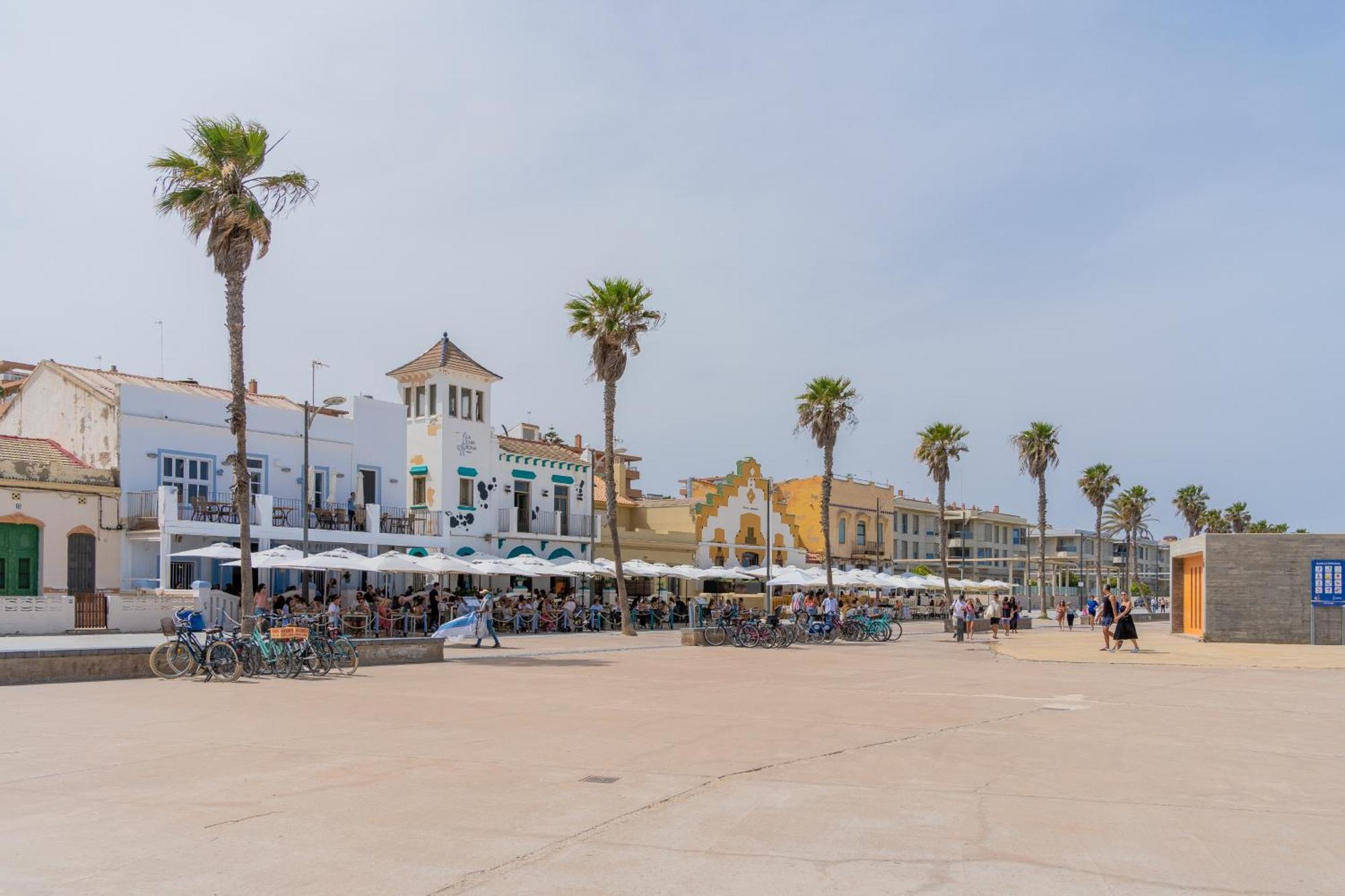 Alojamiento Nautico Junto A La Playa Malvarrosa Valencia Exterior foto